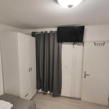 Vikendica Tonino House Pag Town