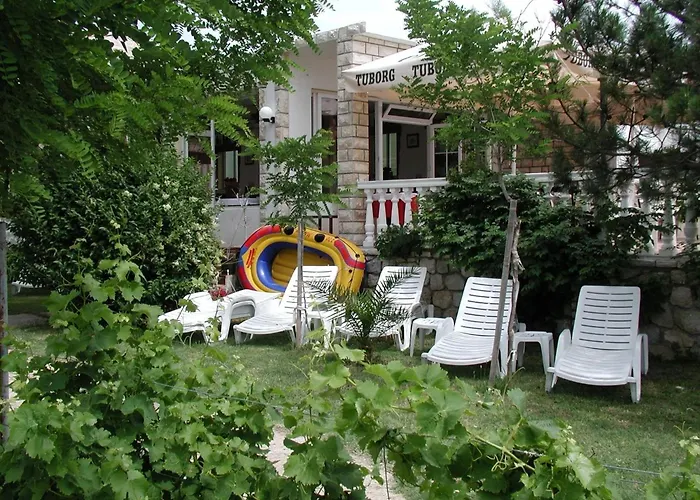 Tonino House *