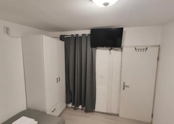 Vikendica Tonino House Pag Town