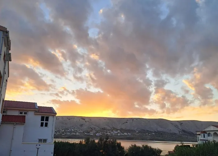 Tonino House Vikendica *